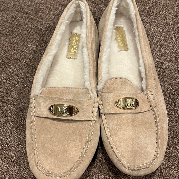 Michael Kors Shoes - Mk